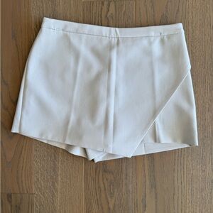 Aritzia skort